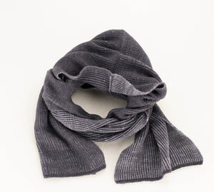 Altalun Hand-Dyed Yarn Hooded Scarf - Timeless Elegance in Black and Grey