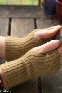 Arm Warmer | Comfortable, Soft and Warm Finger Less Glove